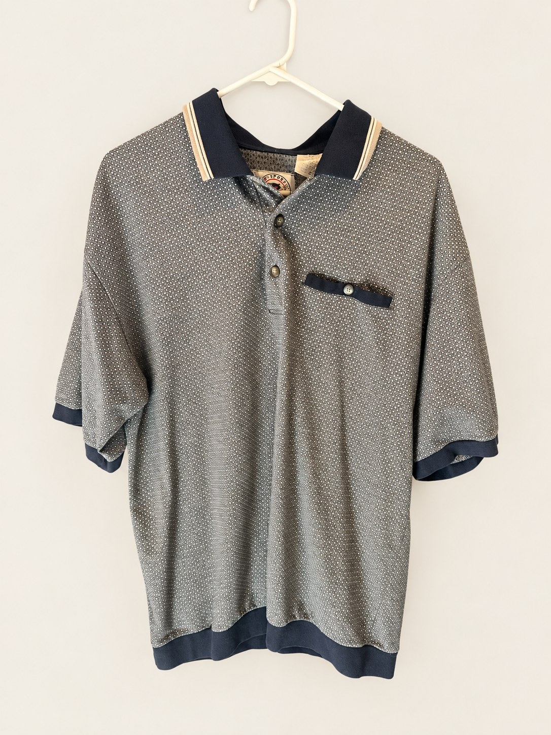 Patterned vintage polo with contrast collar